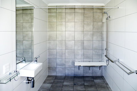 Discovery Parks - Adelaide Beachfront - Pubs and Clubs 11