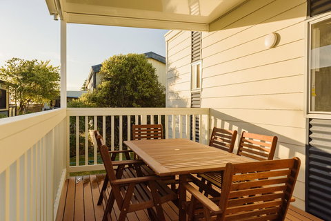 Discovery Parks - Adelaide Beachfront - Pubs and Clubs 6