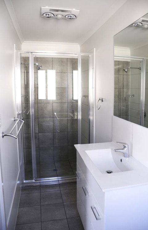 Discovery Parks - Adelaide Beachfront - Pubs and Clubs 42