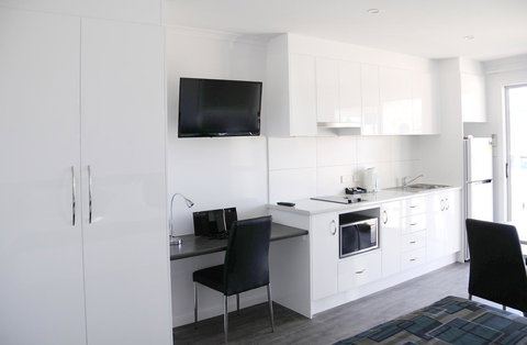 Discovery Parks - Adelaide Beachfront - Pubs and Clubs 39