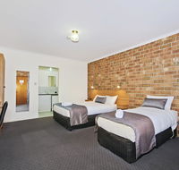 Motel Goolwa - Pubs and Clubs