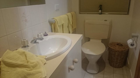 Gaerwood B&B - Pubs and Clubs 20