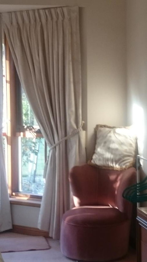 Gaerwood B&B - Pubs and Clubs 2