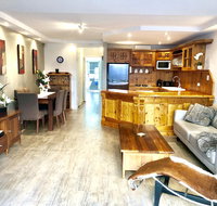 Superb Townhouse in North Adelaide - Go Out