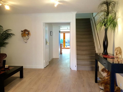 Superb Townhouse In North Adelaide - Go Out 19