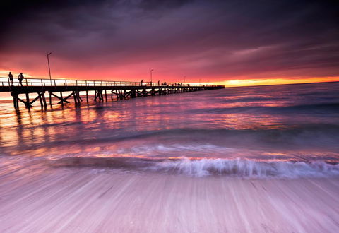 Glenelg Seaside Apartment - Pubs and Clubs 10