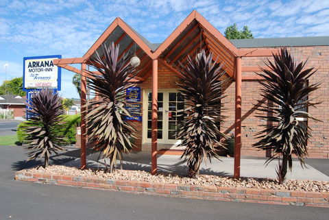 Arkana Motor Inn & Terrace Apartments - Pubs and Clubs 38