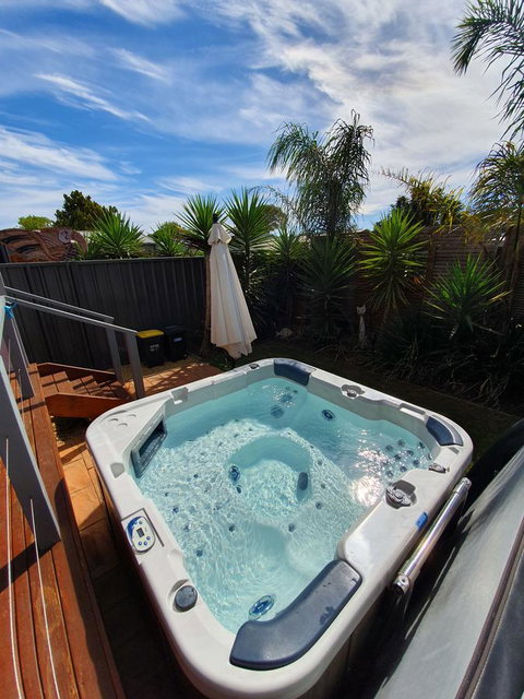 Seagrass Villas Normanville - Go Out 1