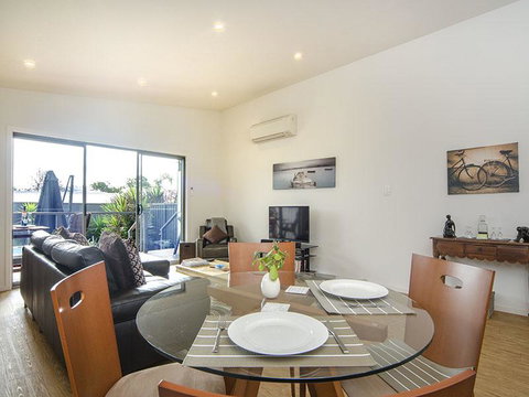 Seagrass Villas Normanville - Go Out 9