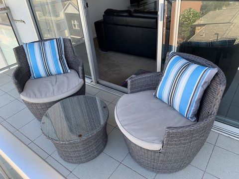 Ensenada Motor Inn And Suites - Pubs and Clubs 35