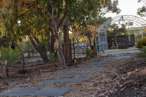Seppelts View Cabins - Pubs and Clubs 44