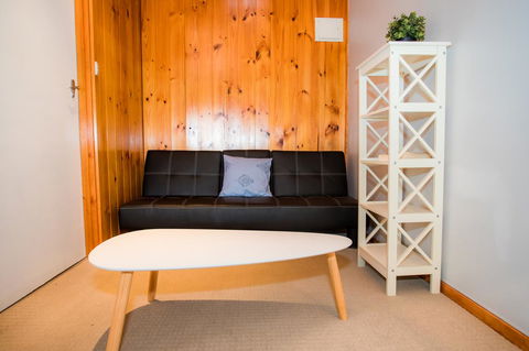 Seppelts View Cabins - Pubs and Clubs 4