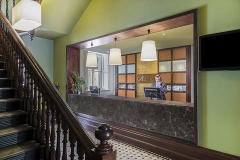 Adina Apartment Hotel Adelaide Treasury - Pubs and Clubs 9