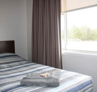 Isis Motel Scone - Pubs and Clubs