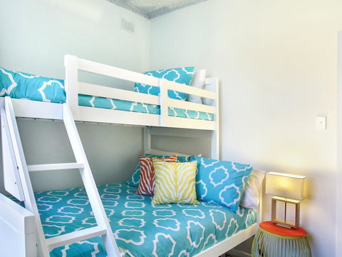 Seaview Sunset Holiday Apartments - Pubs and Clubs 35