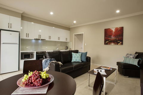 Renmark Holiday Apartments - Pubs and Clubs 5