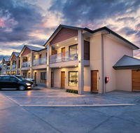 Renmark Holiday Apartment - Pubs and Clubs