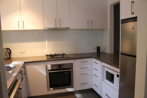 Adelaide DressCircle Apartments - Archer Street - Go Out 19