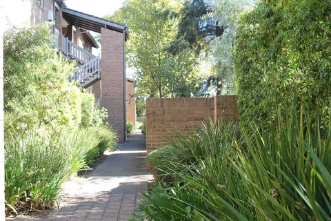 Adelaide DressCircle Apartments - Archer Street - Go Out 21