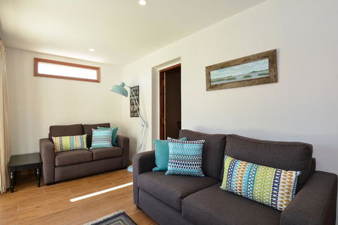 Trafalgar Premium Vintage Suites - Go Out 21