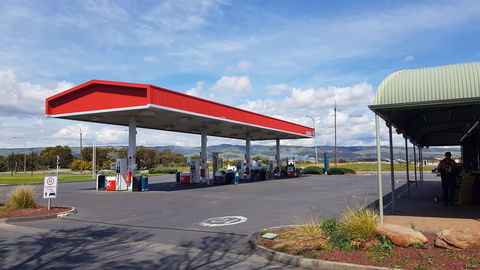 Aldinga Beach Overnighter Or Getaway Home - Pubs and Clubs 39