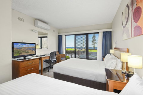 Ibis Styles Port Macquarie - Go Out 41