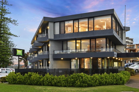 Ibis Styles Port Macquarie - Go Out 0