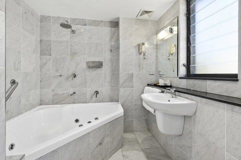 Ibis Styles Port Macquarie - Go Out 25