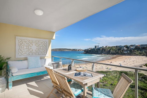 Beachfront Bliss - Go Out 0