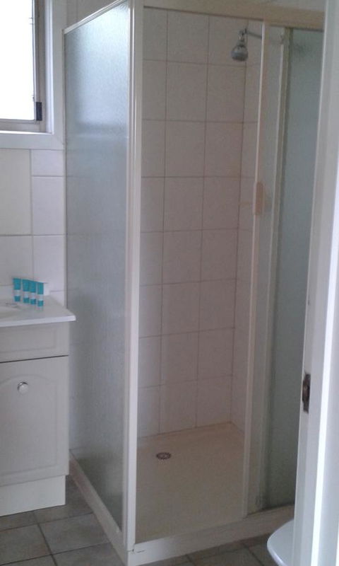 Marion Bay Holiday Villas - Pubs and Clubs 18