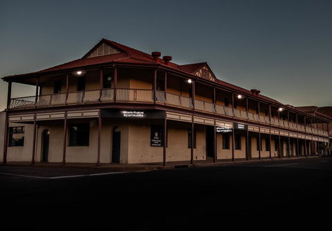 Whyalla Playford Apartments - Pubs and Clubs 1
