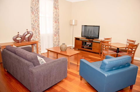 Whyalla Playford Apartments - Pubs and Clubs 8