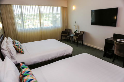 Port Lincoln Hotel - Pubs and Clubs 15