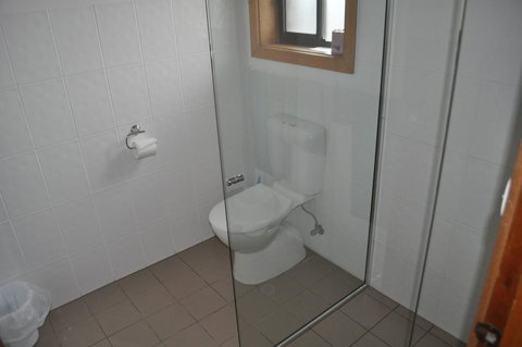 Keith Motor Inn - Pubs and Clubs 2