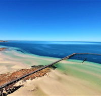 Moonta Bay Caravan Park - Pubs and Clubs
