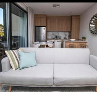 Wisteria Apartments - Pubs and Clubs