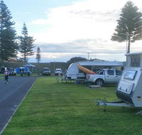 Moana Beach Tourist Park - Pubs and Clubs