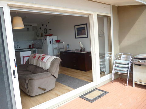 Seascape - Pubs and Clubs 18