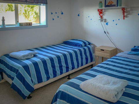 Seascape - Pubs and Clubs 10