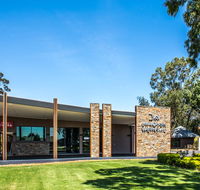 Barossa Weintal Hotel Complex - Pubs and Clubs