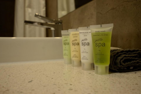 105 On The Park - Pubs and Clubs 8