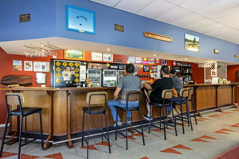 Border Village Roadhouse - Pubs and Clubs 5