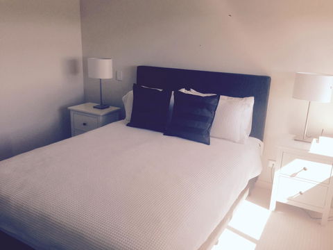 Breakwater Apartment - Pubs and Clubs 8