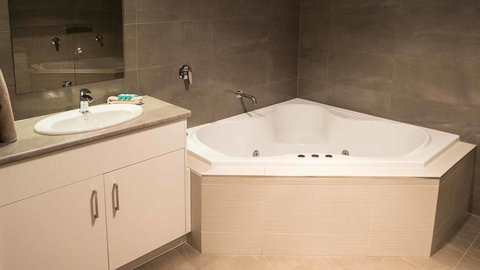 Wallaroo Holiday Park - Pubs and Clubs 26