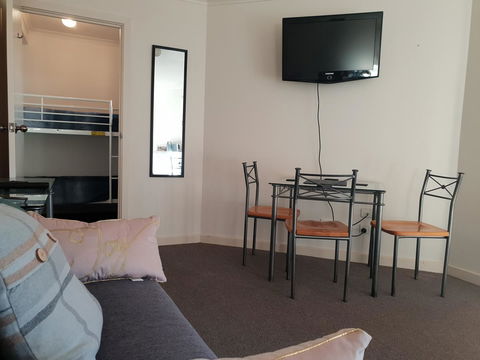 Barossa Valley Studio - Pubs and Clubs 18