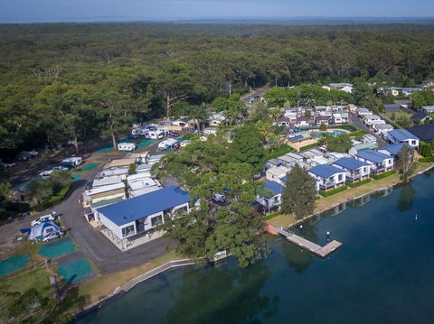 Jervis Bay Holiday Park - Pubs and Clubs 2