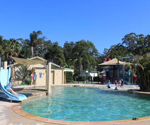 Jervis Bay Holiday Park - Pubs and Clubs 10