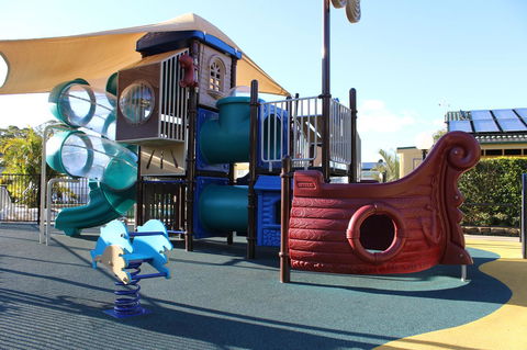 Jervis Bay Holiday Park - Pubs and Clubs 12