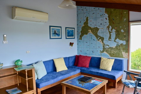 Dolphinview - Pubs and Clubs 4