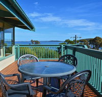 Dolphinview - Pubs and Clubs
